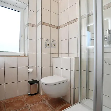 Gorch-fock-strasse 16 Gorch-fock-str 16a 10 Apartment *